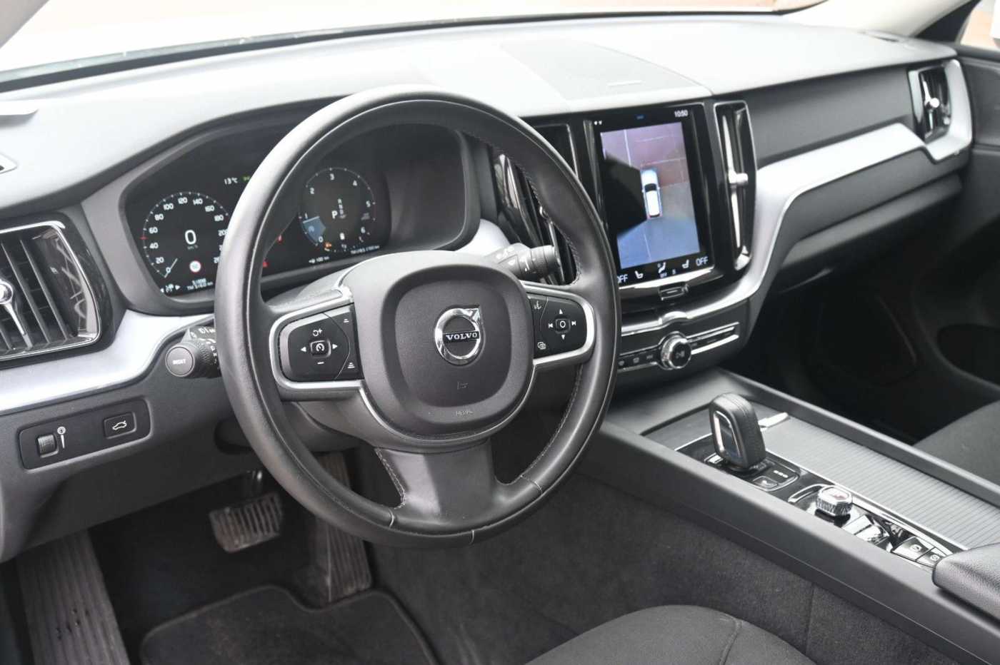 Volvo  B4D AWD Momentum Pro*LED*360*H&K*STHZ*QI