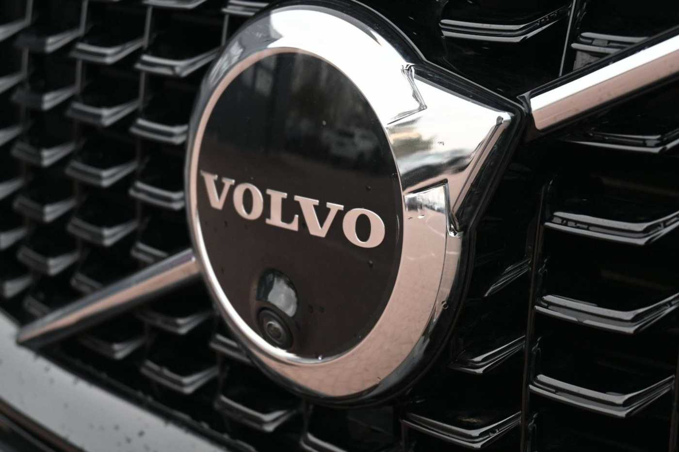 Volvo  Ultimat Dark AWD*LUFT*360*STHZ*7Si*PANO*AHK