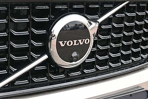 Volvo  B4 DKG Plus Dark*STDHZG*360°*H&K*ACC
