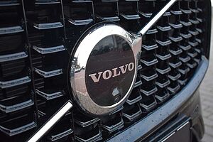 Volvo  B5 D AWD Ultimate Dark*STDHZG*LUFT*ACC*AHK