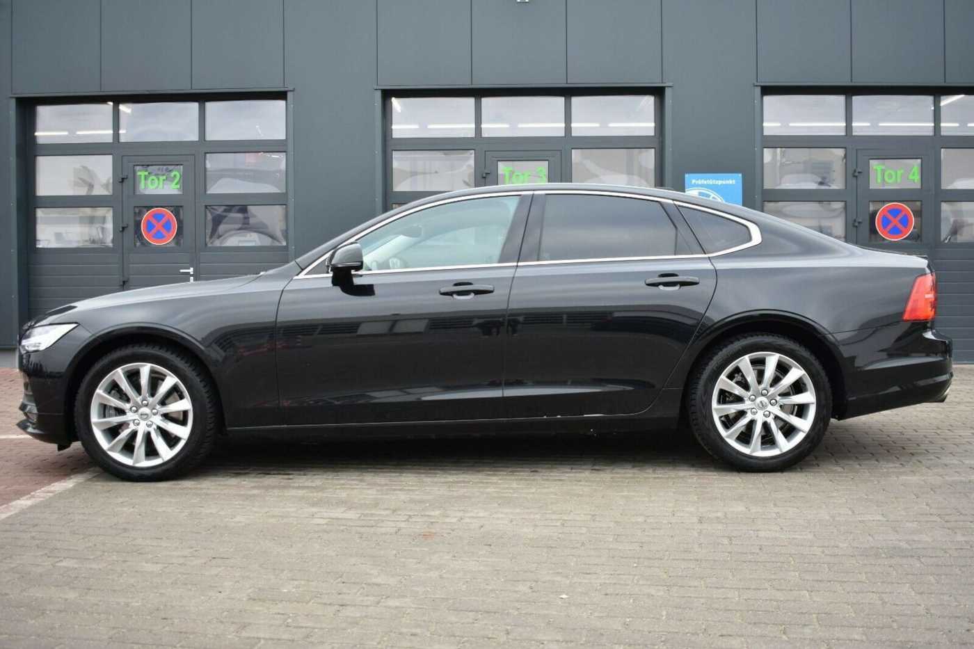 Volvo  S 90 T5 Lim*Mom*LED*Navi*STHZ*Miete*MIETKAUF