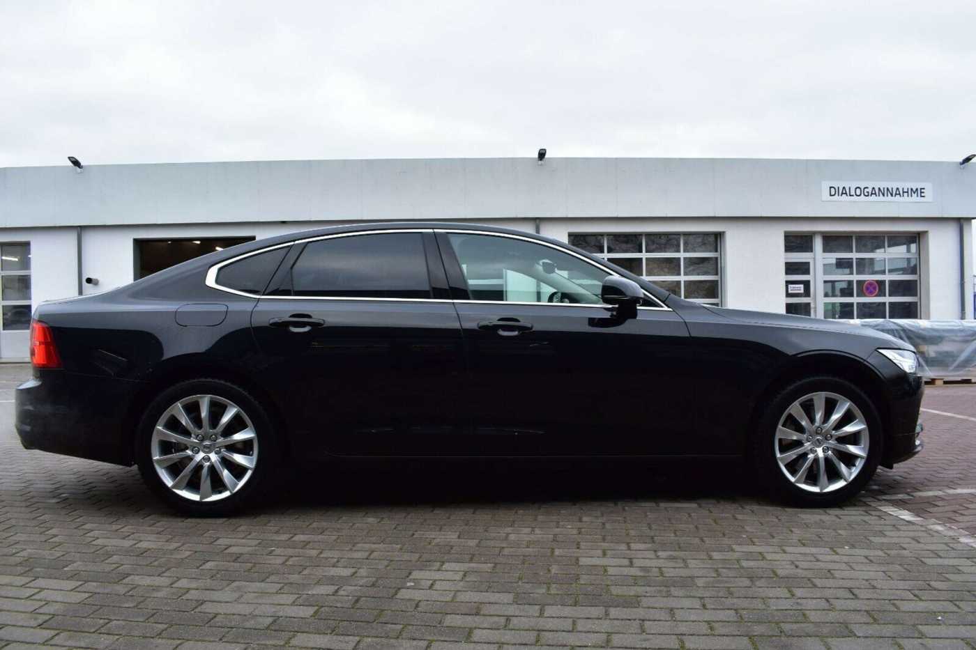 Volvo  S 90 T5 Lim*Mom*LED*Navi*STHZ*Miete*MIETKAUF