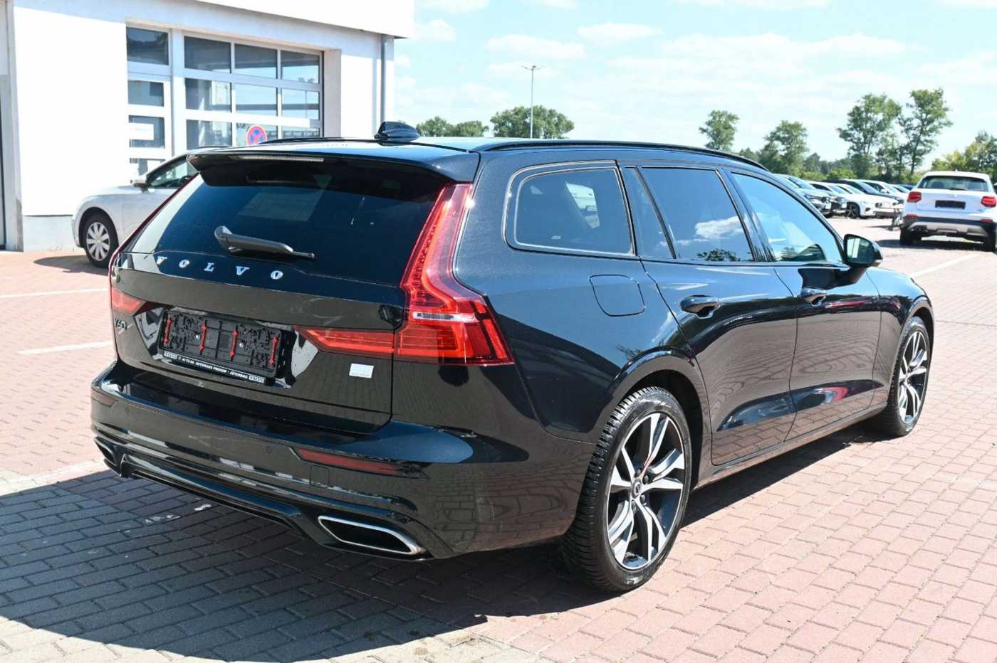 Volvo  R Design T6  PHEV AWD*STHZG*H&K*PANO*HUD*