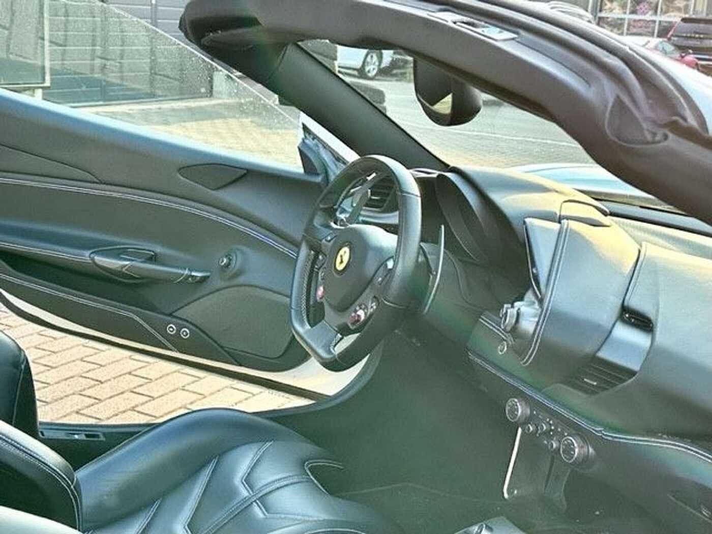 Ferrari  *Lift*NAV*Racing*RFK*Miete*Mietkauf