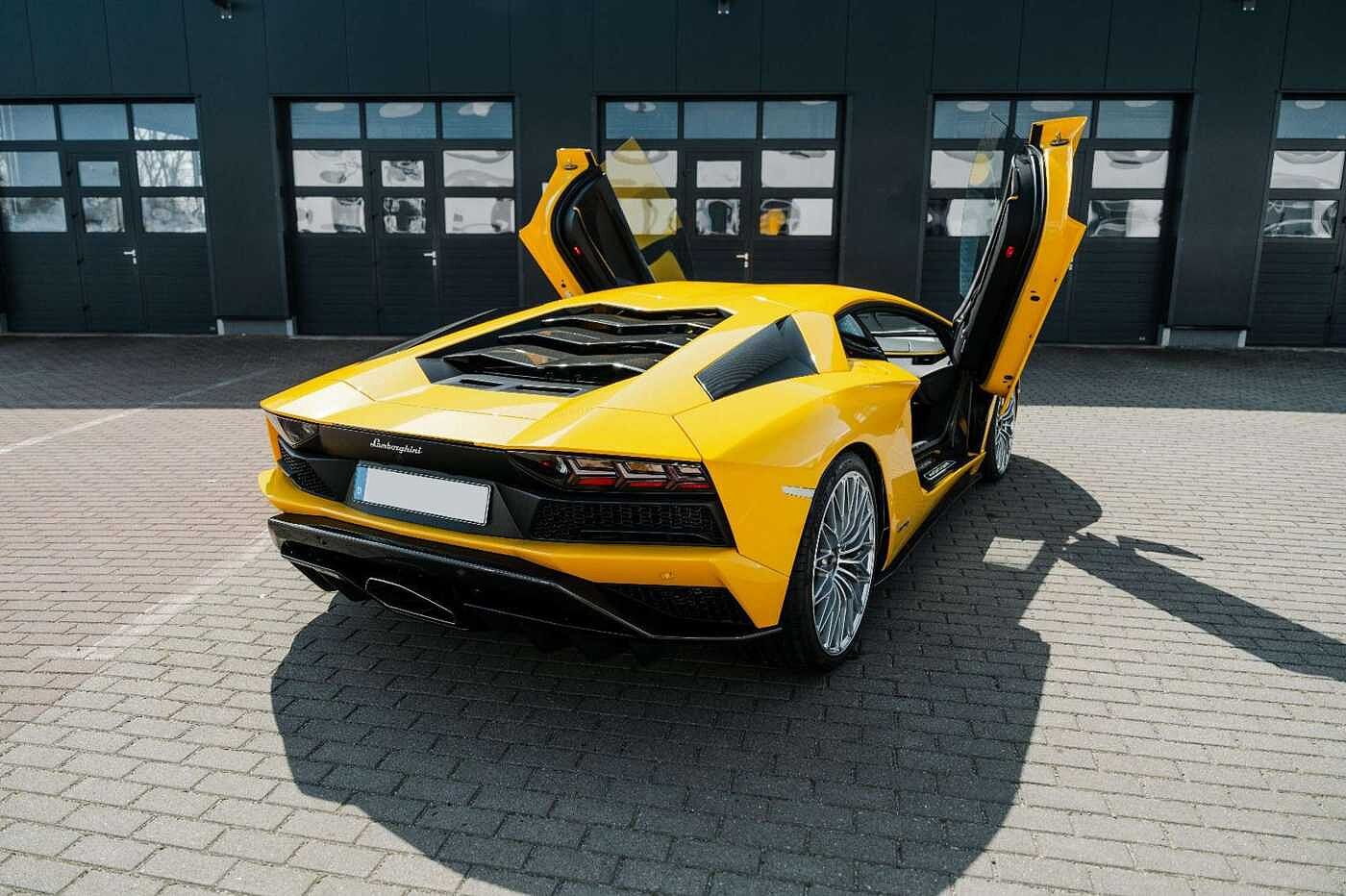 Lamborghini  S VOLL Ausstattung *Mietkauf möglich