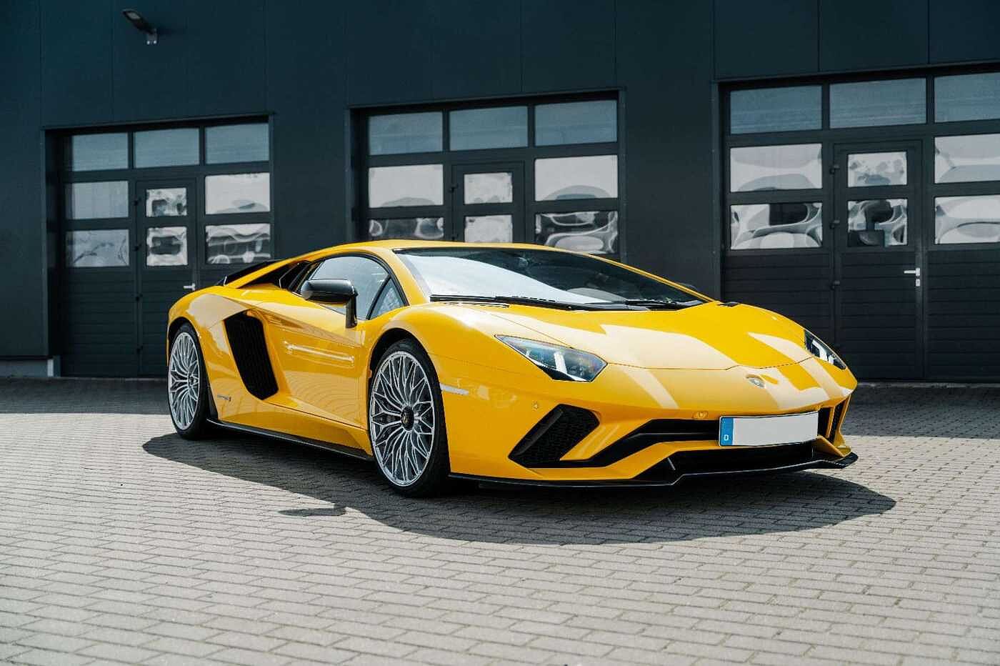 Lamborghini  S VOLL Ausstattung *Mietkauf möglich