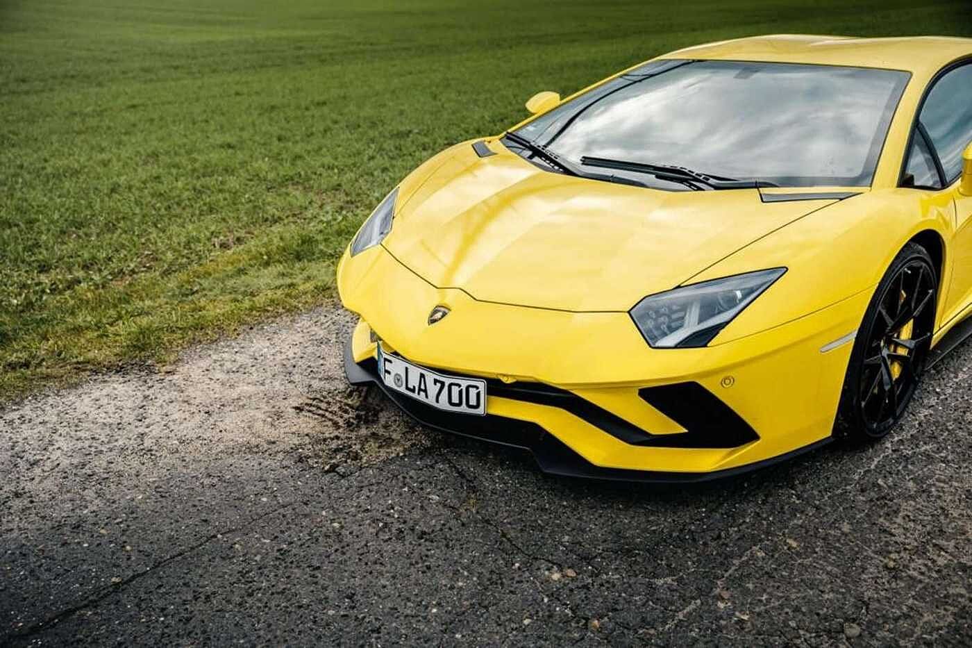 Lamborghini  S *Mietkauf möglich*