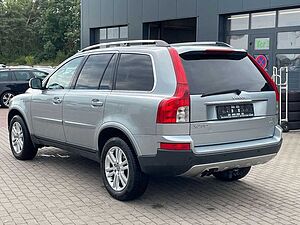 Volvo  D5 Diesel Summum AWD *NAVI*Schiebed. *AHK*